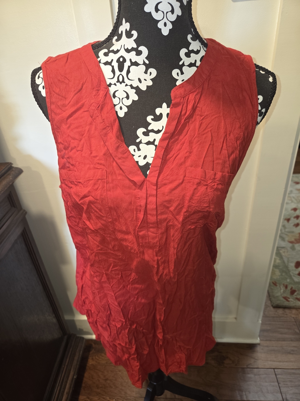 LOFT Red Sleeveless V-Neck Tunic Top